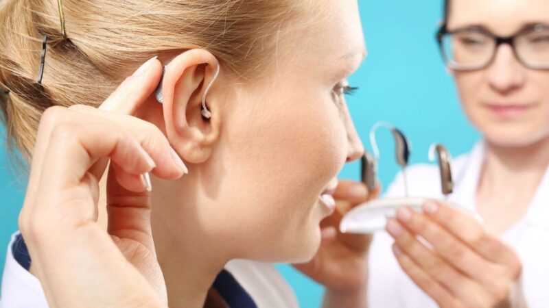 How to Clean Hearing Aids