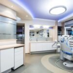 The Pros & Cons of Public & Private Dentists