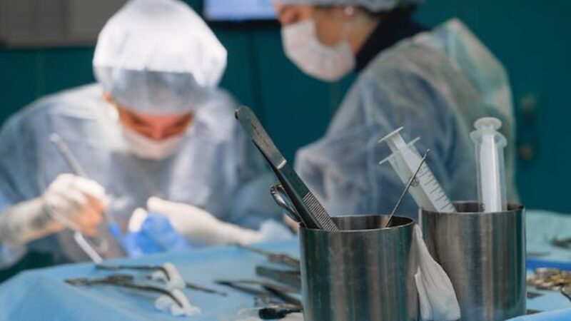 What it Takes to Become a Successful Surgeon in 2024